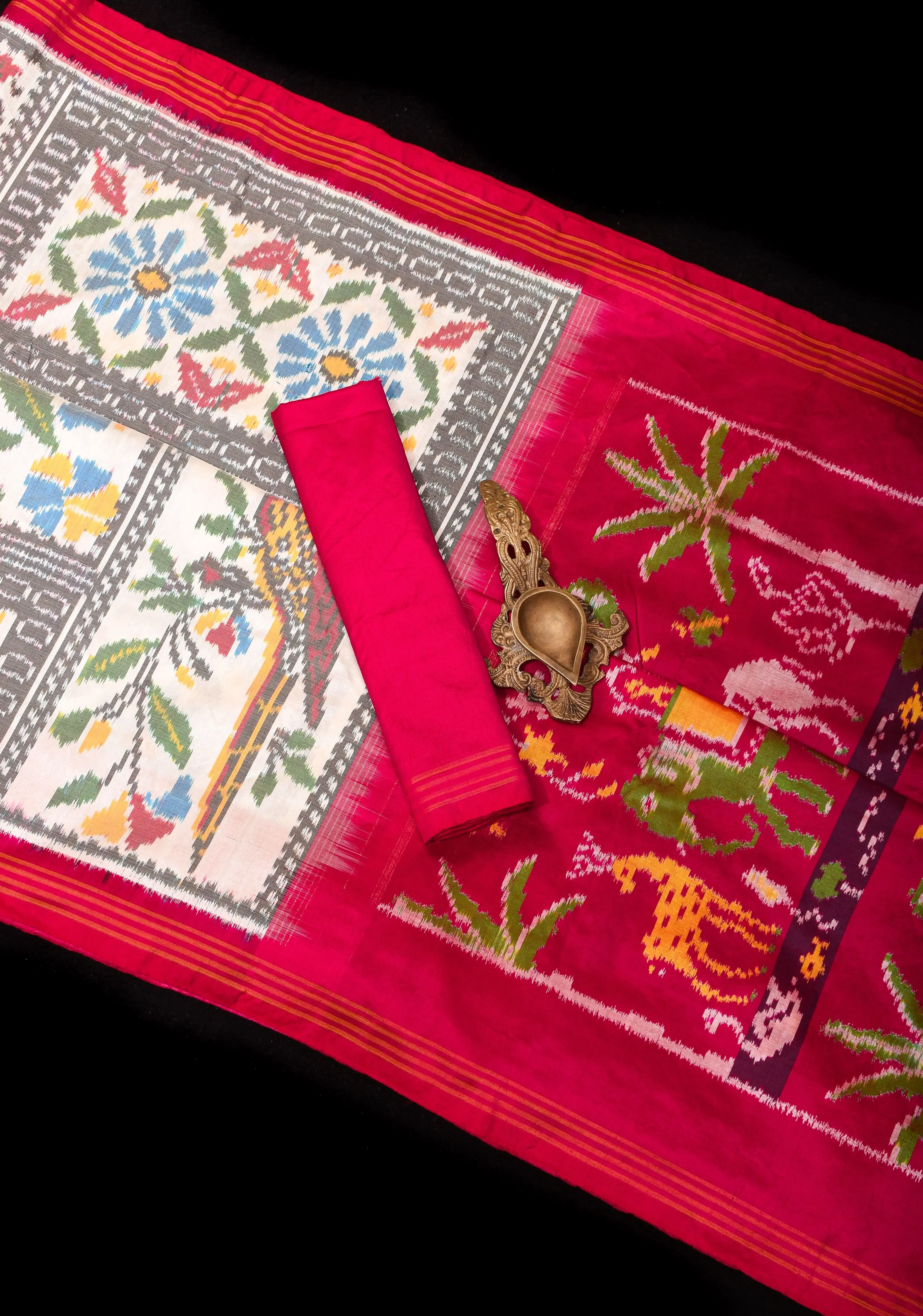Ivory Pure Silk Saree with Birds Panel Ikkat patterns | SILK MARK CERTIFIED